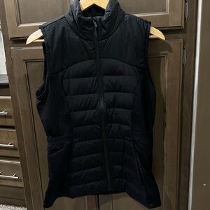 Lululemon Women's Black Puffer Vest